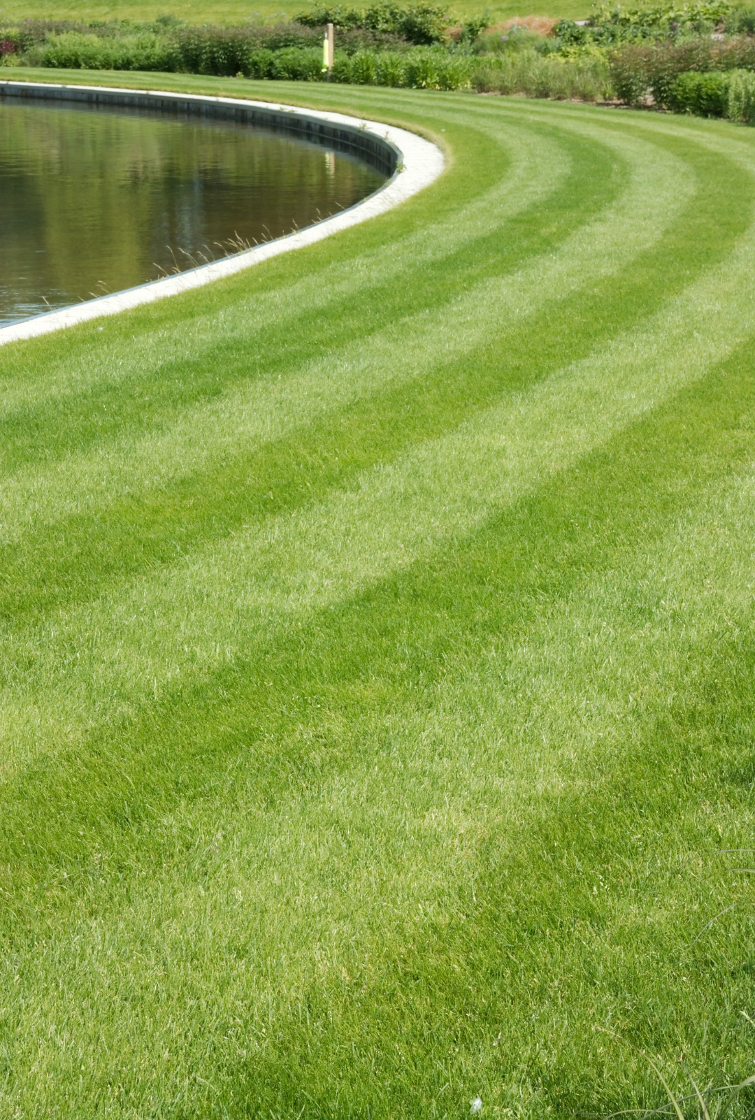 a lawn mowing striped pattern